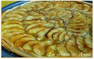 Tarta De Manzana Con Hojaldre Y Crema Pastelera
