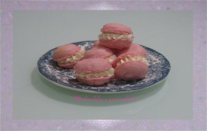 Macarons De Agua De Azahar Y Crema De Vainilla
