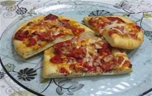 Pizza Con Pimientos Azados
