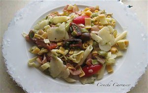 Pasta Con Queso Y Tomates Chery Y Premio
