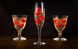 Gelatina De Cava Con Frutos Rojos
