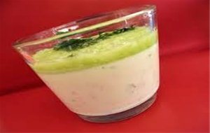 Panna Cotta De Salmón Ahumado Y Crema De Espárragos
