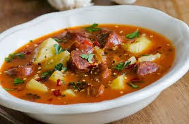 Sopa De Patatas Con Chorizo
