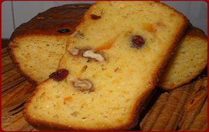 Bizcocho De Naranja Con Nueces Y Arándanos
