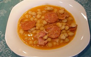 Garbanzos Con Chorizo
