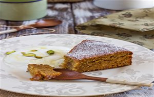 Bizcocho De Pistachos, Almendra Y Lima
