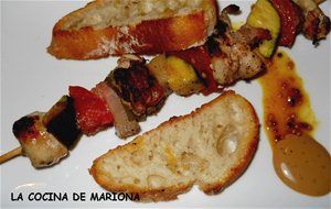 Brochetas De Pollo Y Verduras