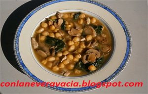 Garbanzos Con Espinacas Pollo Y Champiñones
