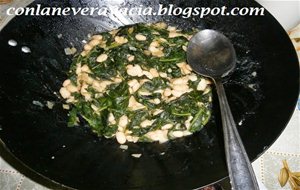 Wok De Espinacas Y Judias Blancas
