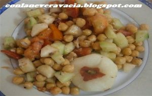 Ensalada De Garbanzos Con Platarina
