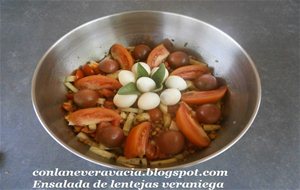 Ensalada De Lentejas Con Tomates Cherry Y Huevos De Codorniz
