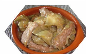 Alcachofas Con Carne
