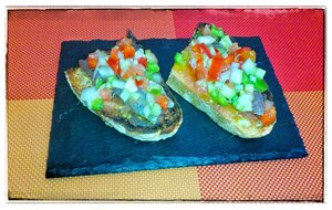 Tostada De Sardina Y Vinagreta
