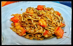 Arroz Integral Con Gulas Y Palitos De Cangrejo
