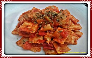 Raviolis De Carne Con Tomate Y Verdura Pochada
