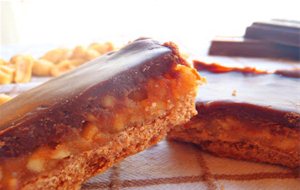 Snickers Casero (o Pastel De Chocolate, Caramelo Y Cacahuete)

