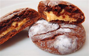 Galletas Rellenas De Mantequilla De Cacahuete.
