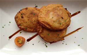 Empanadillas De Calabacin Y Queso  Camembert
