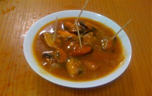 Mejillones Con Tomate
