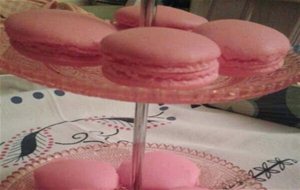 Macarons Con Ganache De Chocolate Y Fresas
