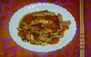 Pollo Chino Con Almendras
