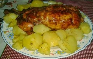 Pollo Relleno Con Patatas A Las Finas Hierbas
