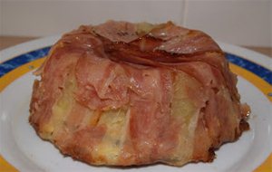 Pastel De Bacon, Verdura Y Pescado
