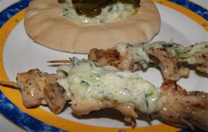 Souvlaki Con Pan De Pita
