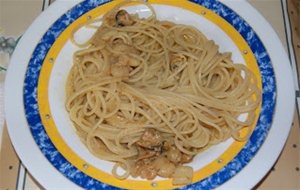 Spaguetti A La Crema De Marisco
