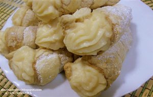 Cucuruchitos De Crema
