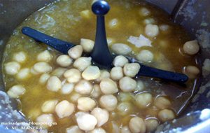 Garbanzos Con Fideos Y Mejillones
