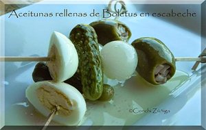 Aceitunas Rellenas De Boletus En Escabeche
