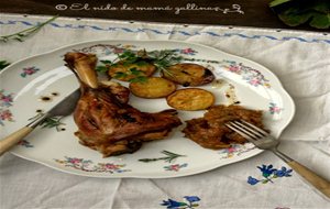 Cordero Asado Con Patatas Y Chutney De Higos Y Manzana
