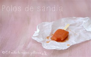 Polos De Sandía Y Melocotón
