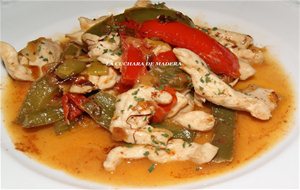 Pollo Con Pimientos
