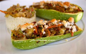 Calabacines Rellenos De Verduras Y Champiñones
