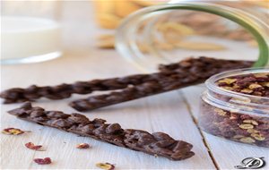 Barritas De Choco Krispies Con Limón Confitado Y Pimienta De Sichuan
