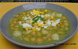 Garbanzos Con Chocos En Salsa Verde
