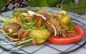 Ensalada De Panceta Fresca Con Salsa Agridulce De Soja
