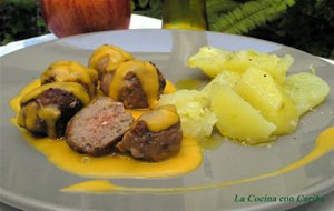 Albóndigas Con Salsa De Zanahoria Y Curry
