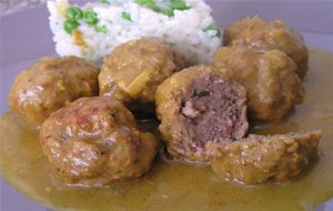 Receta De Albóndigas De Carne En Salsa De Curry
