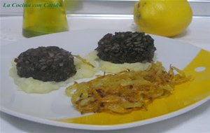 Morcilla De Arroz Con Puré De Manzana Y Cebolla Caramelizada
