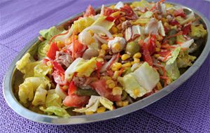 Ensalada Con Ajo Frito.
