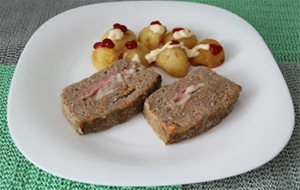 Pastel De Carne Relleno.
