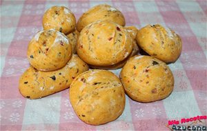 Pan De Tomate Y Albahaca.
