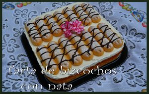 Tarta De Bizcochos Con Nata
