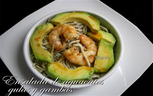 Ensalada De Aguacates, Gulas Y Gambas
