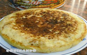 Tortilla De Patatas Con Coliflor Y Gambas
