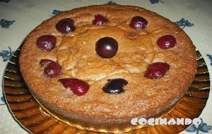 Pastel De Chocolate Y Cerezas
