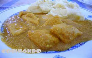 Pollo En Salsa De Almendras
